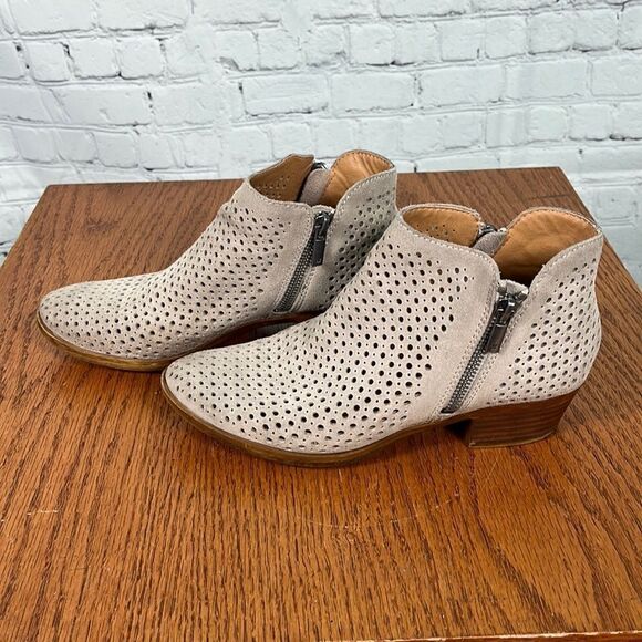 Lucky Brand Taupe Perforated Booties | Shoeties | Double Zip | Leather 7 - Picture 1 of 5